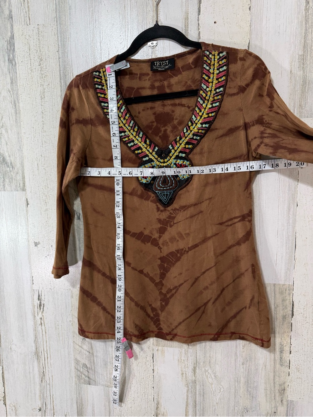 Tryst Brown Tie-Dye V-Neck Tunic with Beaded Embroidered Embellishment - Picture 8 of 9